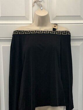 NEW Off Shoulder BLack Top w/Double Link Chain